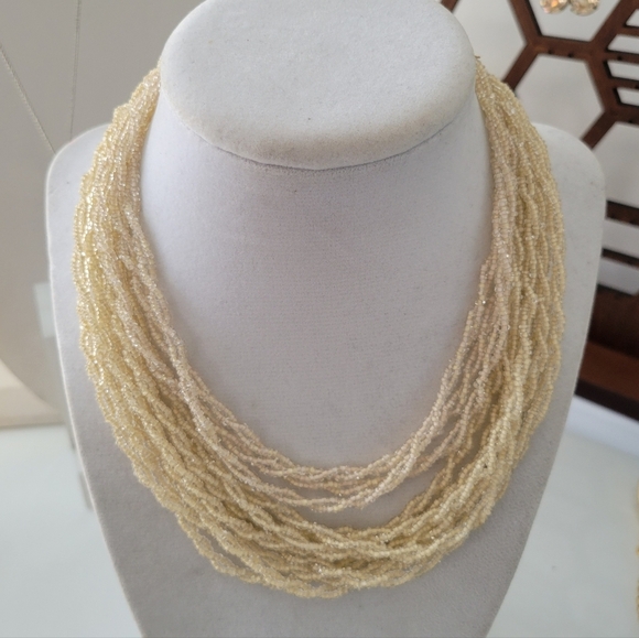 Vintage 60s Multi-Strand Beaded Choker Necklace • Cream • Hook Clasp - Picture 5 of 6